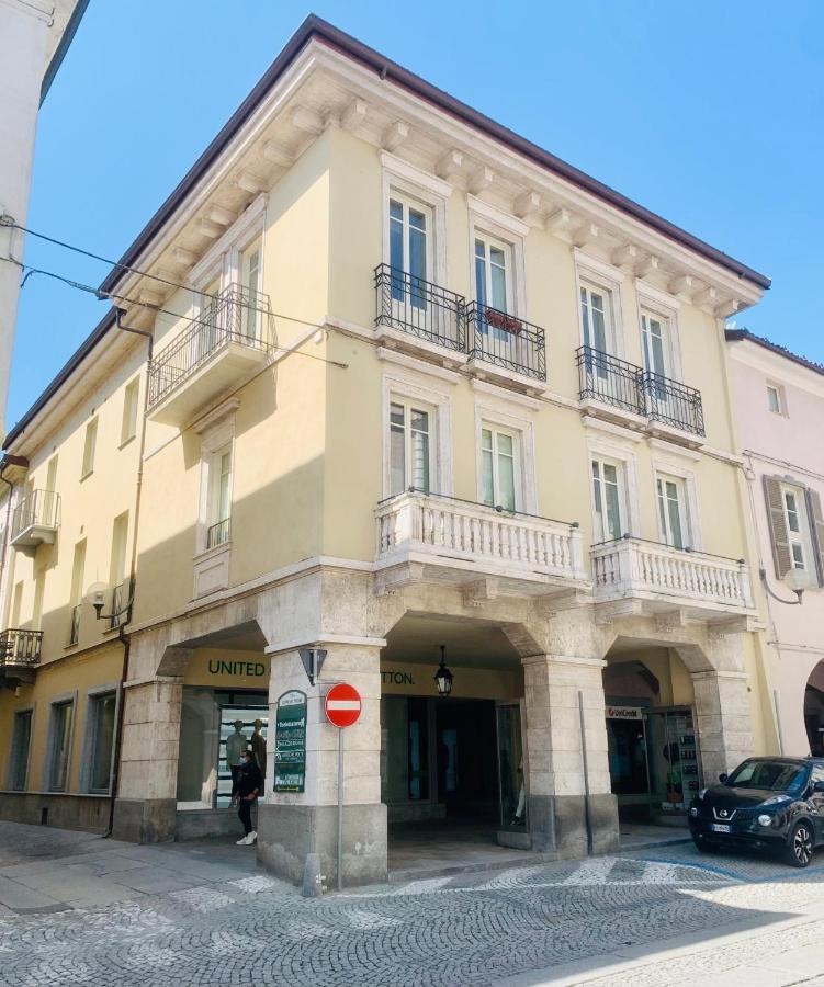 Roma 141 Appartement Fossano Buitenkant foto